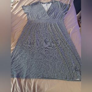 LL Bean Dress Womens Sz 2X Navy/White AOP VNeck Short Sleeve Stretch Midi 506811